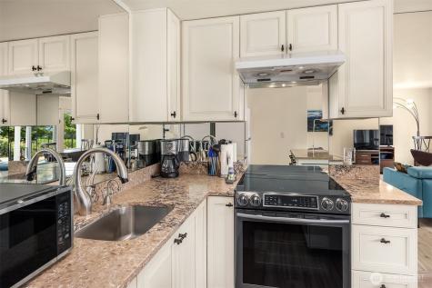 201 2nd Street S Kirkland WA 98033