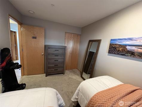 8997 Crescent Bar Road NW Quincy WA 98848