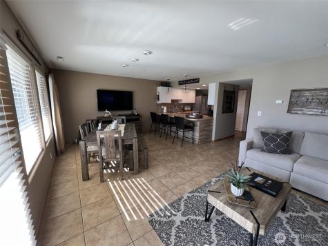8997 Crescent Bar Road NW Quincy WA 98848