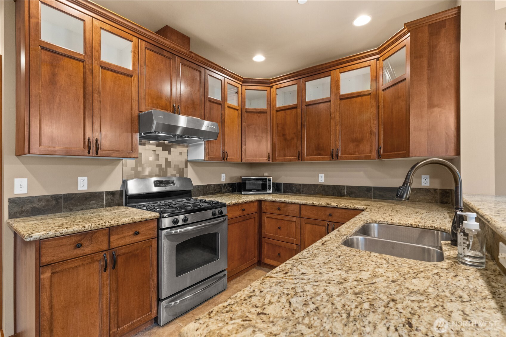 14819 35th Avenue W Lynnwood WA 98087