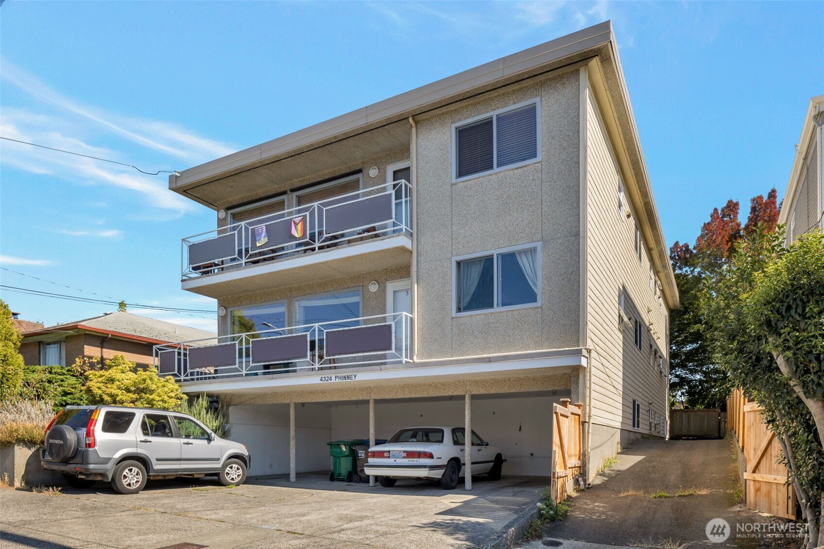 4324 Phinney Avenue N Seattle WA 98103