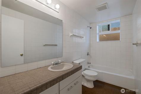 4324 Phinney Avenue N Seattle WA 98103