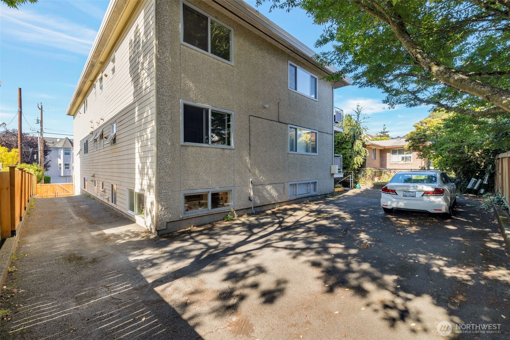 4324 Phinney Avenue N Seattle WA 98103