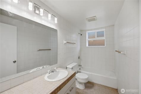 4324 Phinney Avenue N Seattle WA 98103