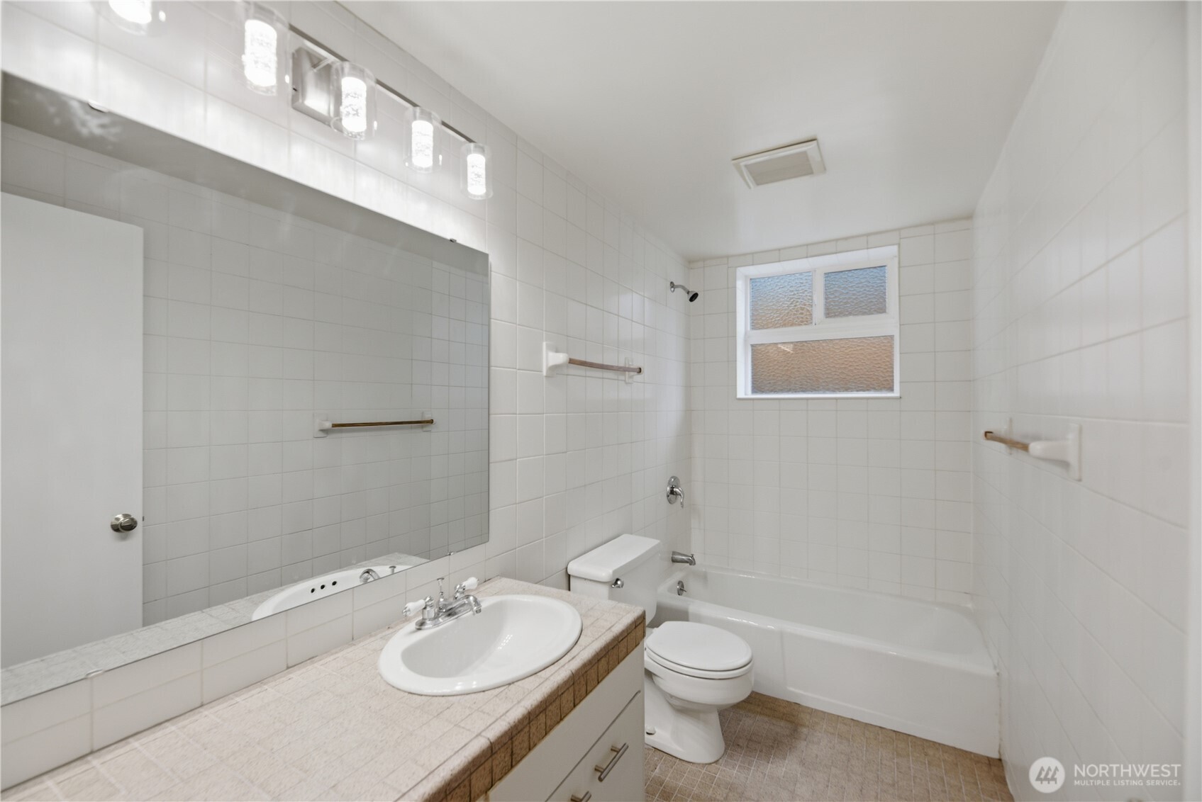4324 Phinney Avenue N Seattle WA 98103