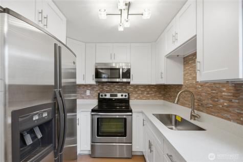 4324 Phinney Avenue N Seattle WA 98103