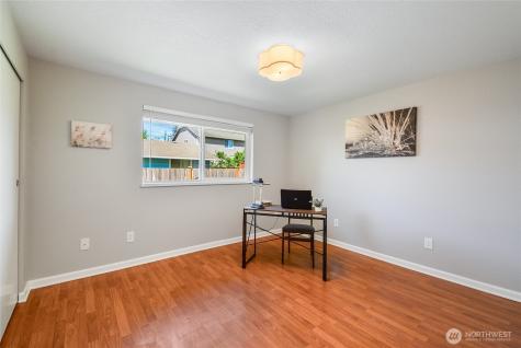8332 47th Avenue NE Marysville WA 98270