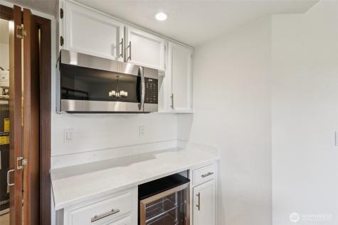 11620 100th Avenue NE Kirkland WA 98034