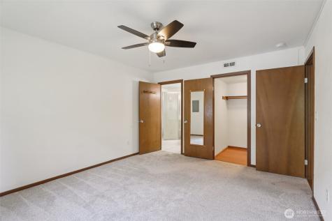 11620 100th Avenue NE Kirkland WA 98034