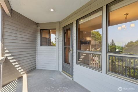 11620 100th Avenue NE Kirkland WA 98034