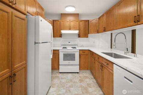 1750 152nd Avenue NE Bellevue WA 98007