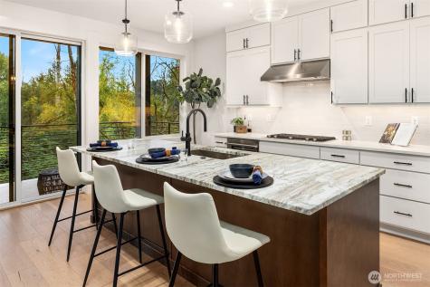 14862 NE 2nd Court Bellevue WA 98007