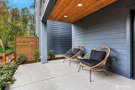 14862 NE 2nd Court Bellevue WA 98007