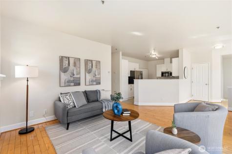 551 241st Lane SE Sammamish WA 98074