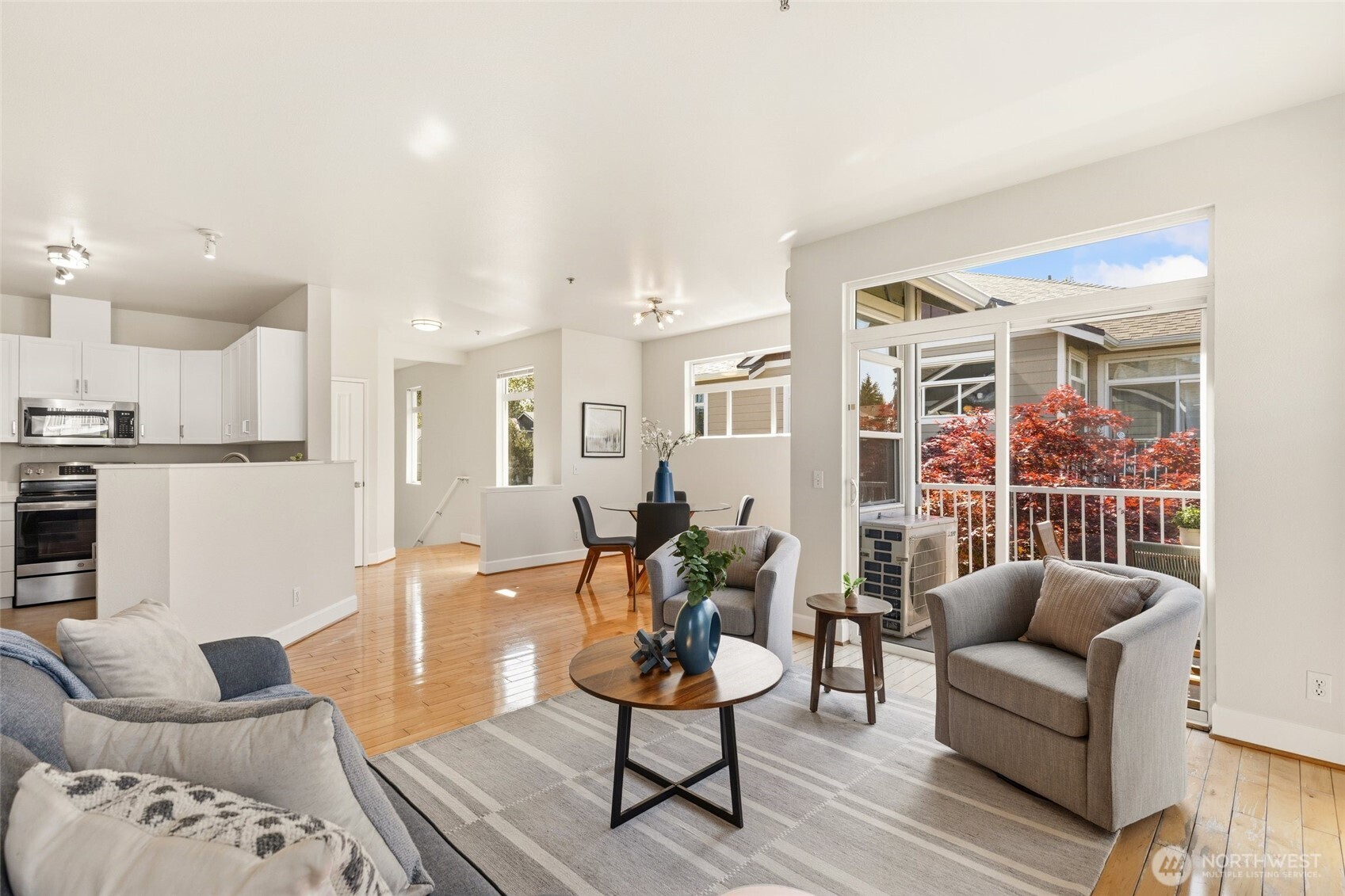 551 241st Lane SE Sammamish WA 98074