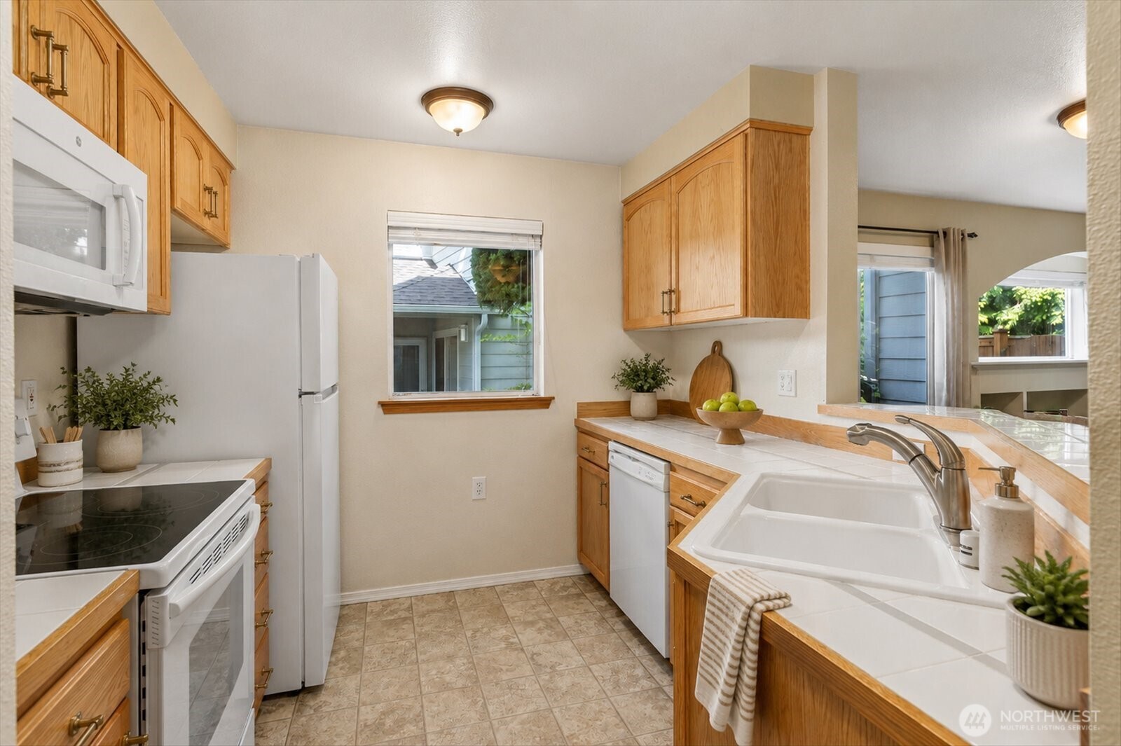 5731 12th Avenue W Everett WA 98203