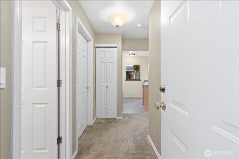 5731 12th Avenue W Everett WA 98203