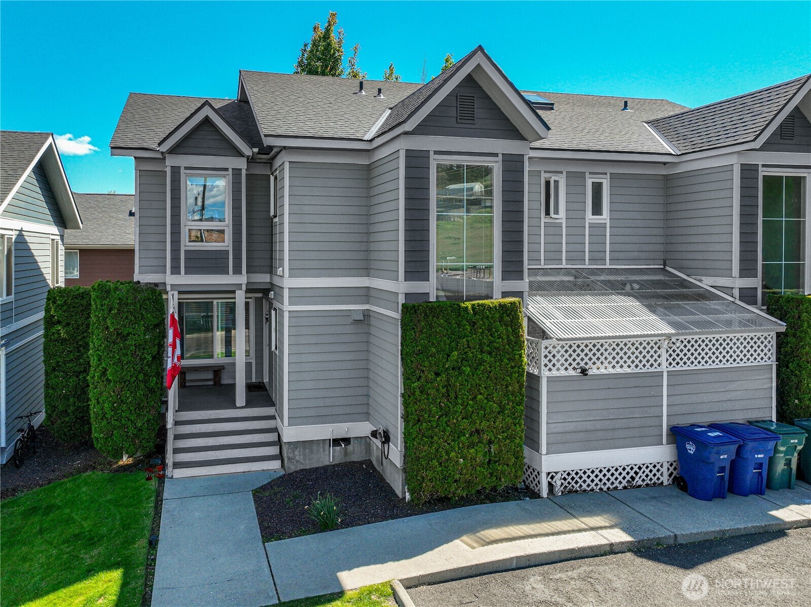 433 W Webster Chelan WA 98816