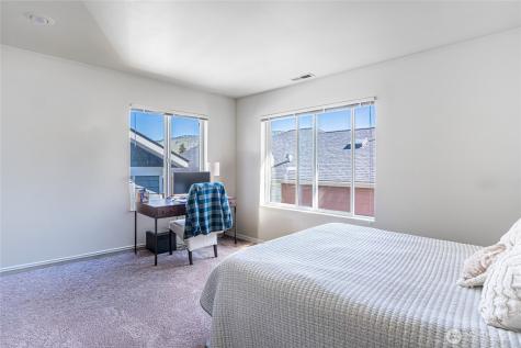 433 W Webster Chelan WA 98816