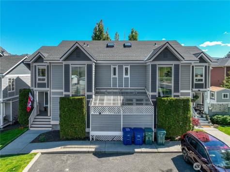433 W Webster Chelan WA 98816