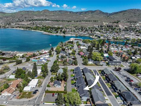 433 W Webster Chelan WA 98816
