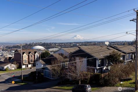 1953 S I Street Tacoma WA 98405