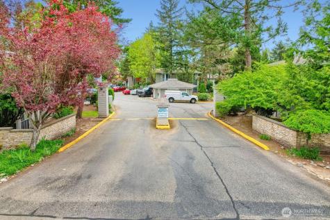 17208 NE 45th Street Redmond WA 98052