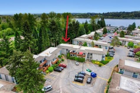 17208 NE 45th Street Redmond WA 98052