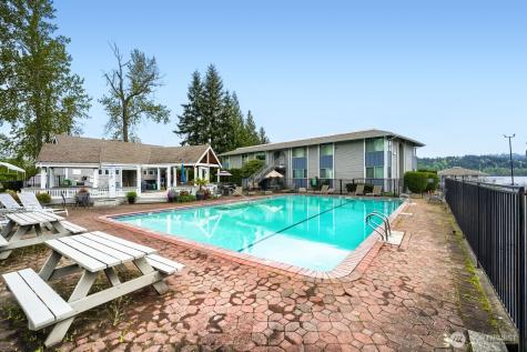 17208 NE 45th Street Redmond WA 98052