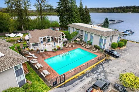 17208 NE 45th Street Redmond WA 98052