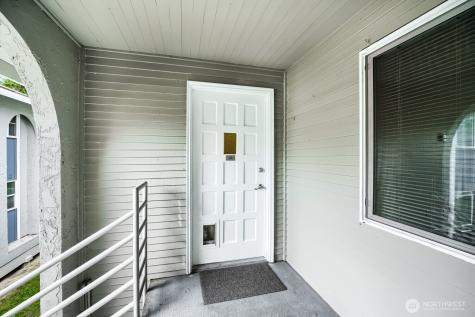 17208 NE 45th Street Redmond WA 98052