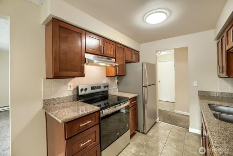 17208 NE 45th Street Redmond WA 98052