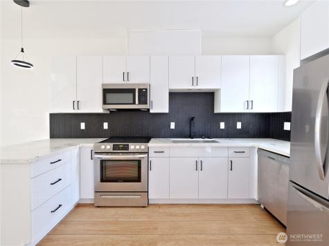 14023 Greenwood Avenue N Seattle WA 98133