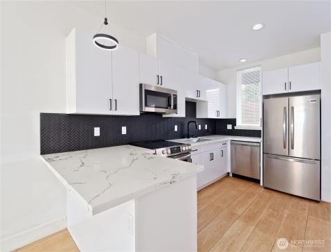 14023 Greenwood Avenue N Seattle WA 98133