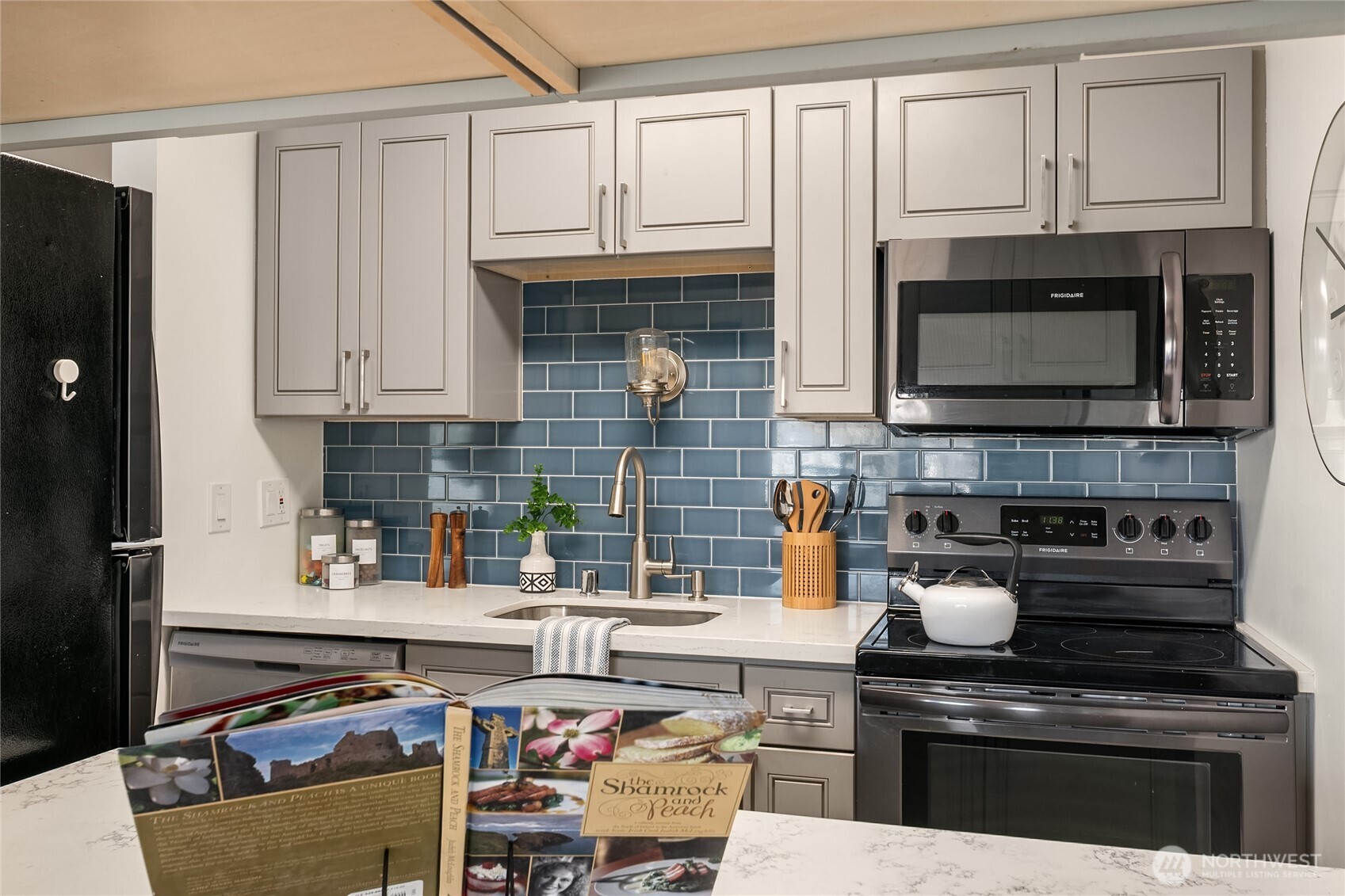 2501 Canterbury Lane E Seattle WA 98112