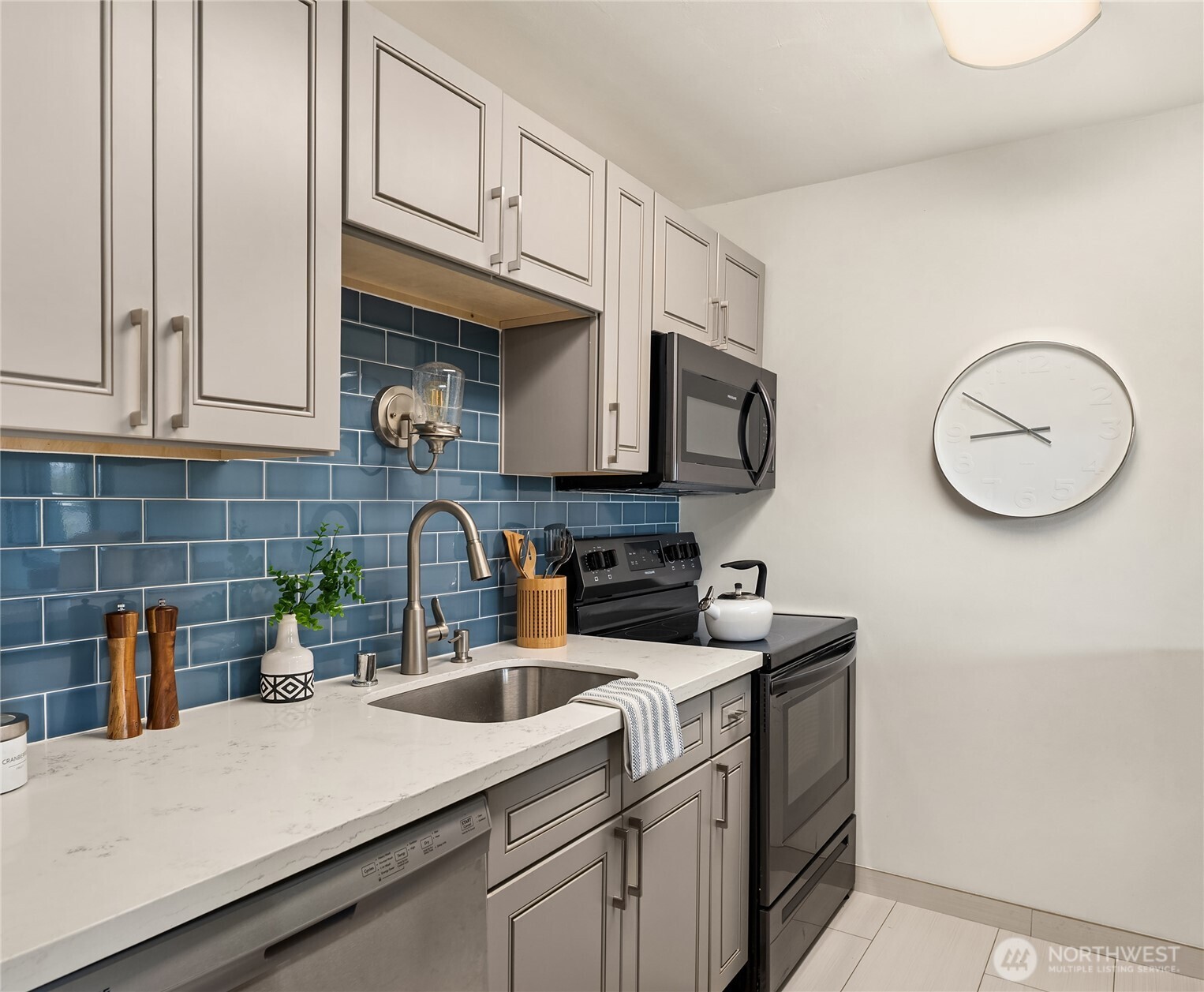 2501 Canterbury Lane E Seattle WA 98112