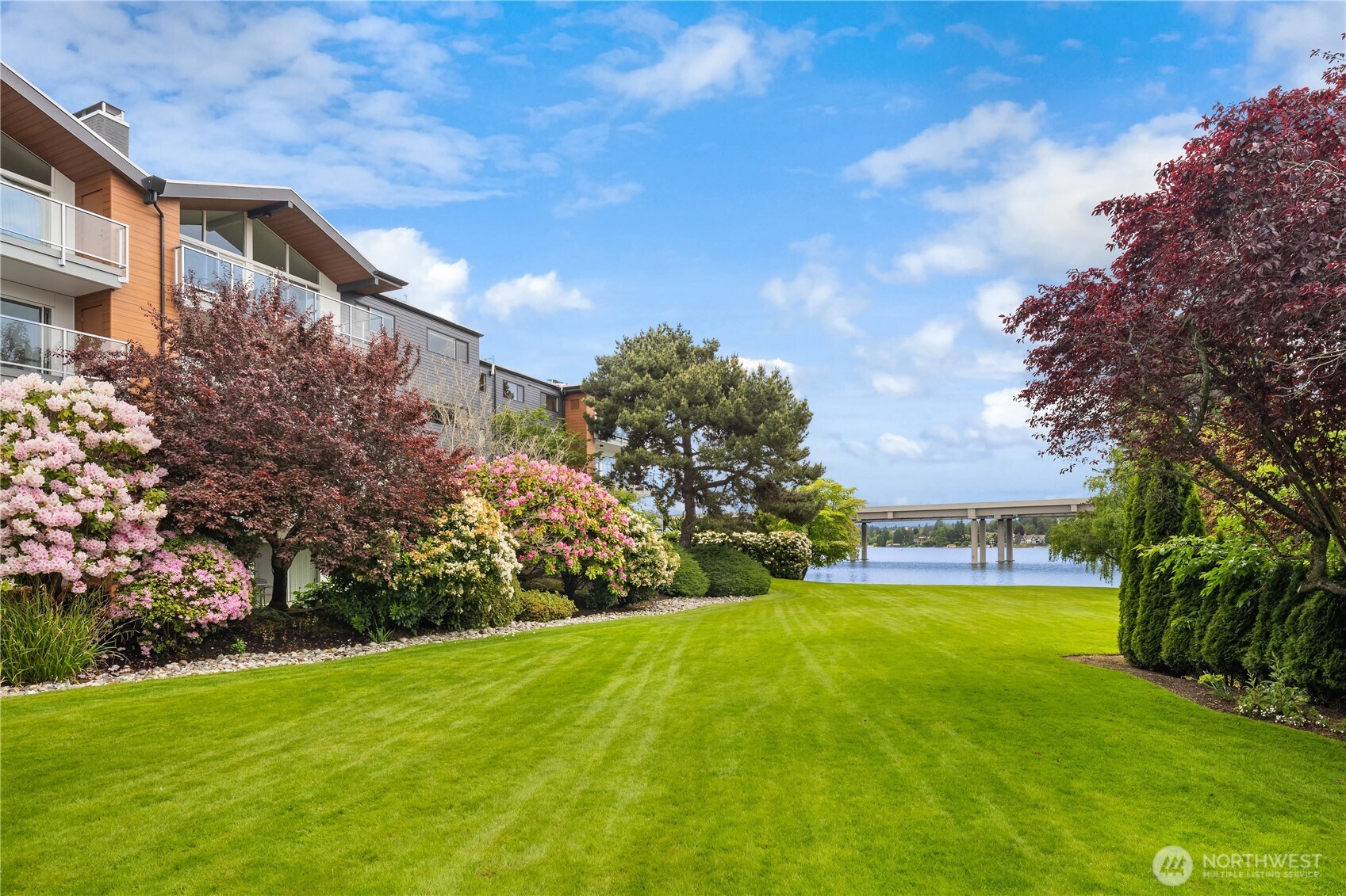2501 Canterbury Lane E Seattle WA 98112