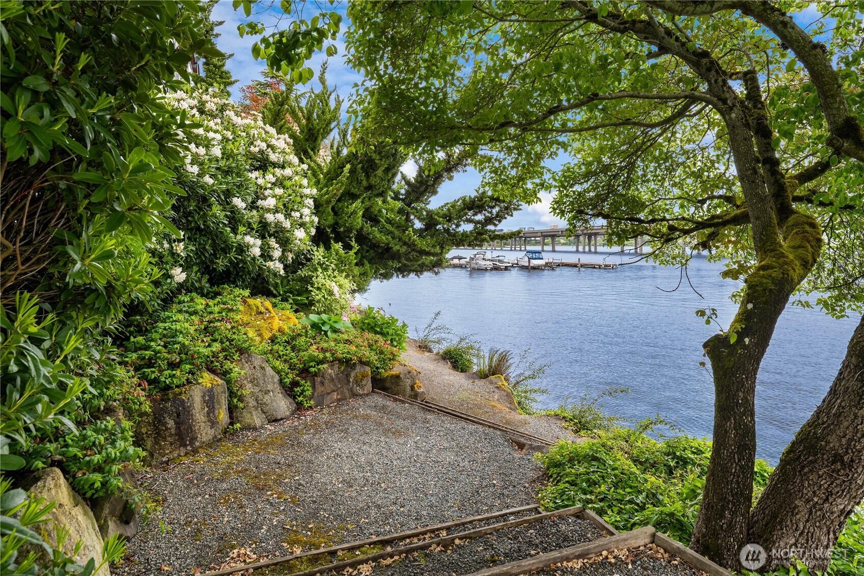2501 Canterbury Lane E Seattle WA 98112