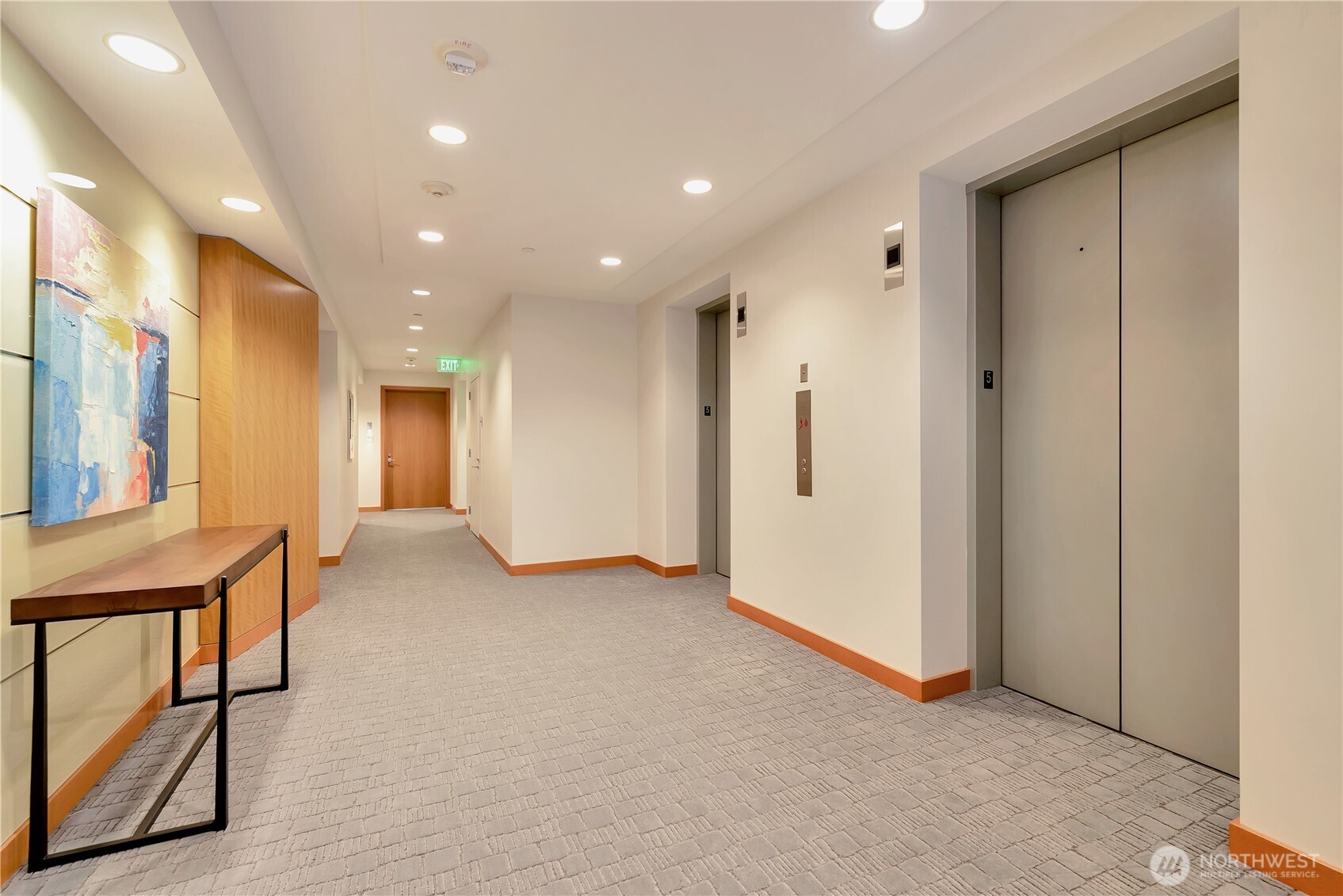 909 5th Avenue Seattle WA 98104