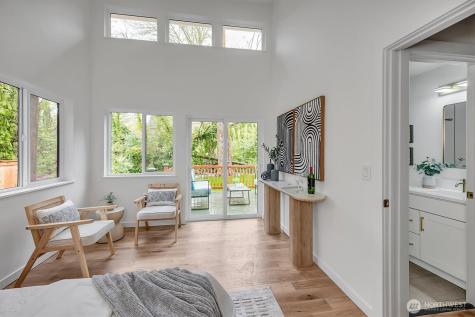 560 NE Alder Street Issaquah WA 98027