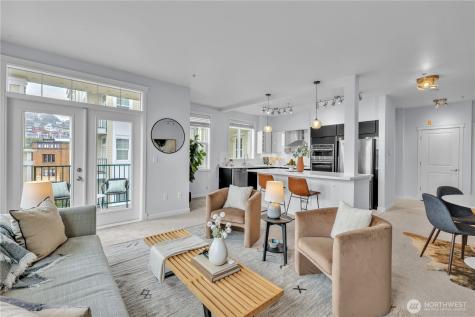530 4th Avenue W Seattle WA 98119