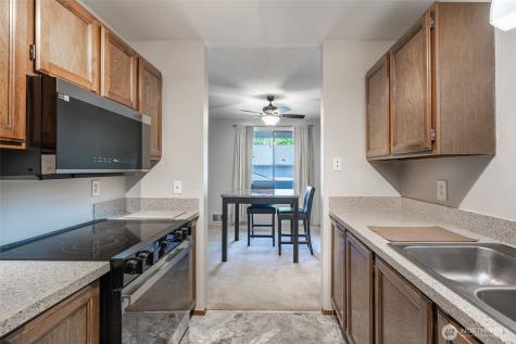 1820 330th Street S Federal Way WA 98003