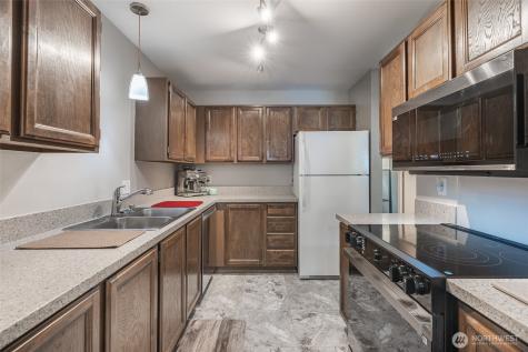 1820 330th Street S Federal Way WA 98003