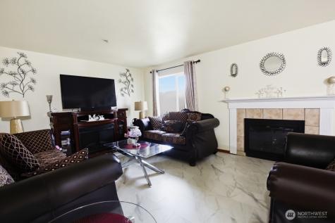 1009 112th Street SE Everett WA 98204