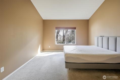 22534 43rd Avenue S Kent WA 98032