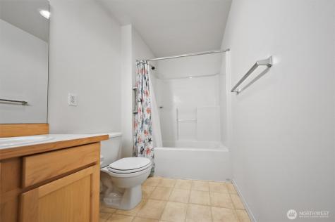 22534 43rd Avenue S Kent WA 98032