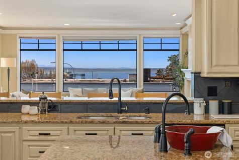 111 Main Street Edmonds WA 98020