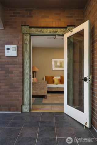 111 Main Street Edmonds WA 98020