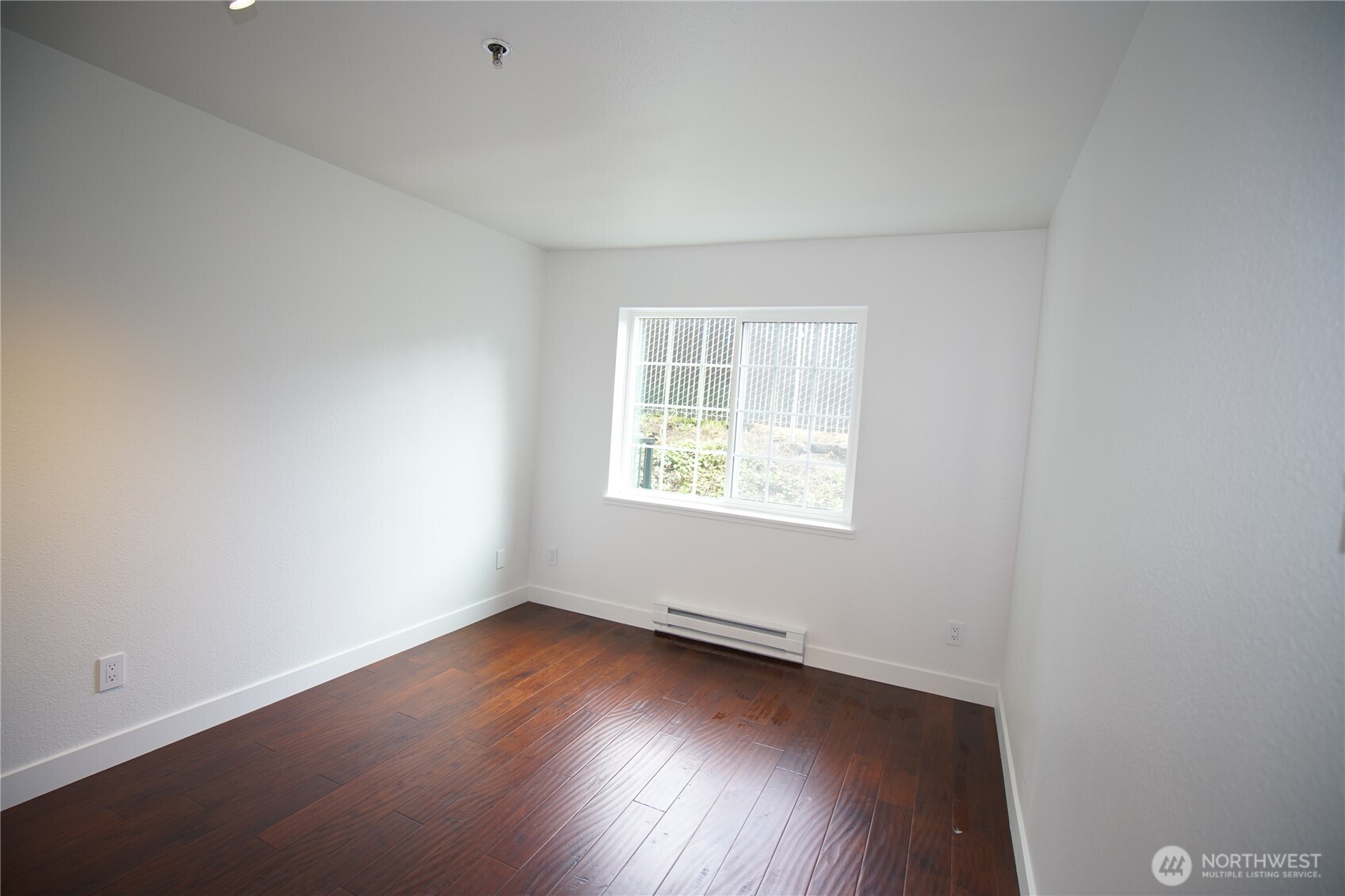 215 SW 100th Street Everett WA 98201