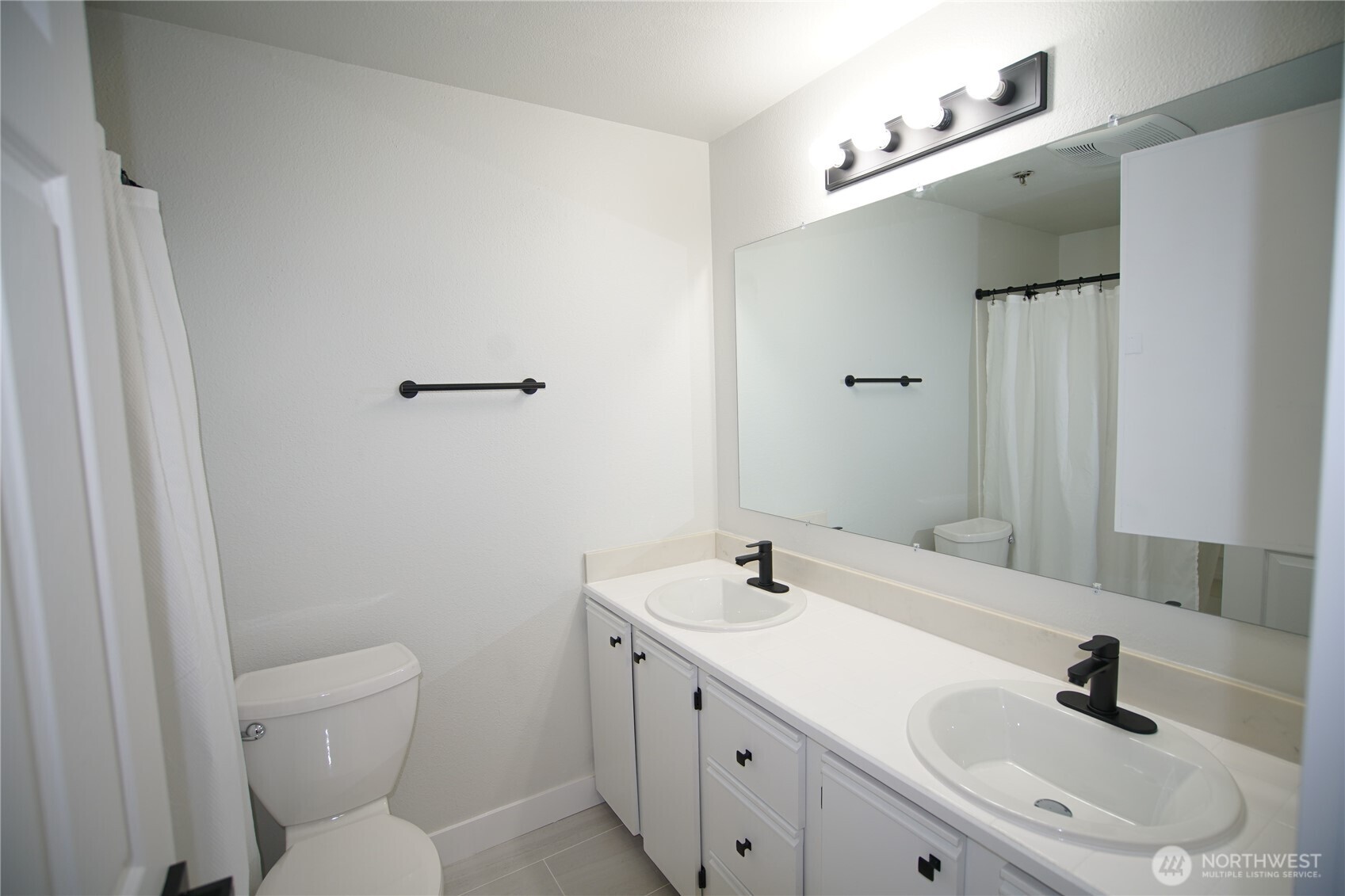 215 SW 100th Street Everett WA 98201